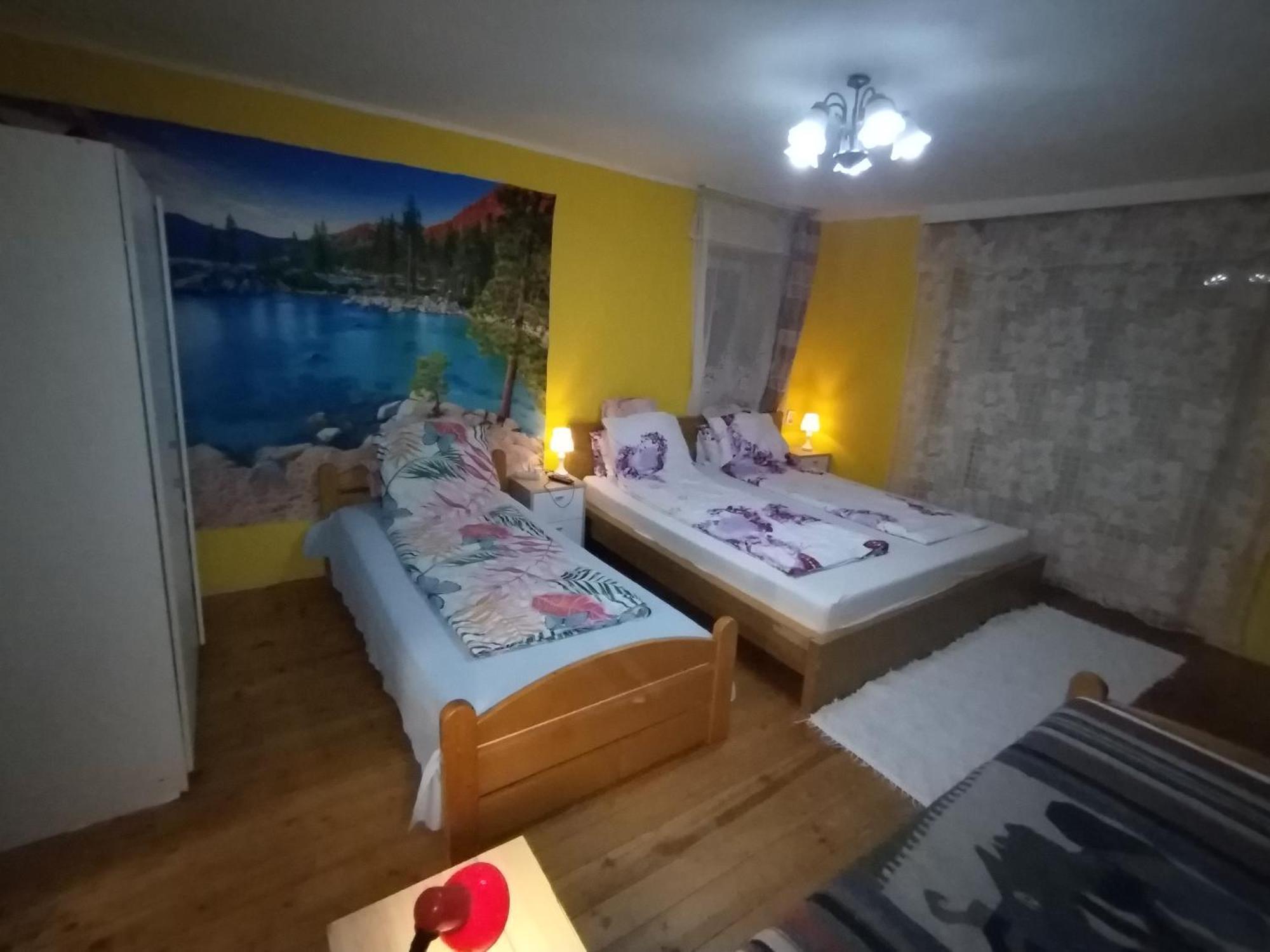 Kert Oevezeti Lakas Appartement Gyöngyös Buitenkant foto